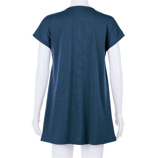 ネイビー バックスタイル