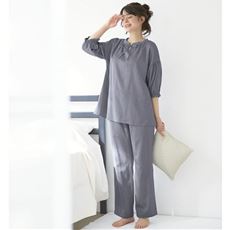 シルキーガーゼのふんわりスモックパジャマ