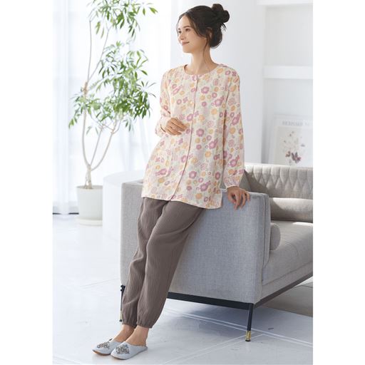 胸二重仕立てで透けにくい楊柳ガーゼパジャマ