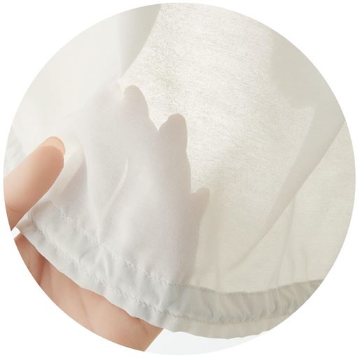 涼しげな透け感のある素材