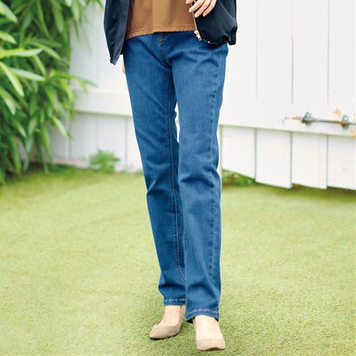 フェードブルー