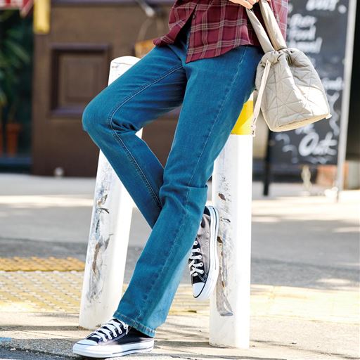 フェードブルー