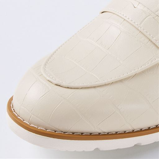 ステッチがアクセントに