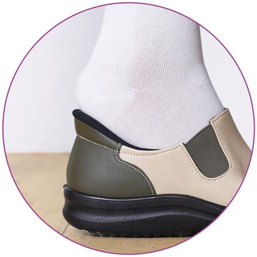 手を使わずはける!