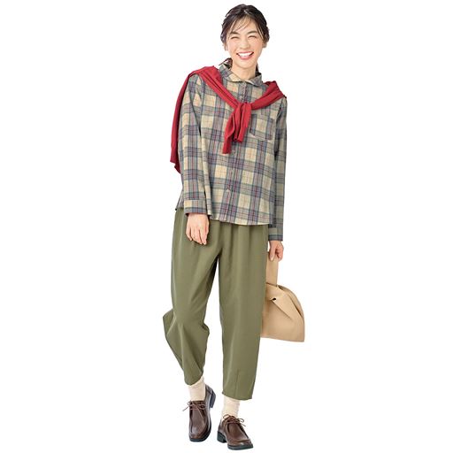 グレイッシュオリーブ<br>コーディネート例