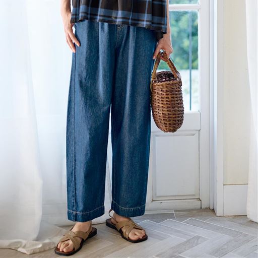 フェードブルー