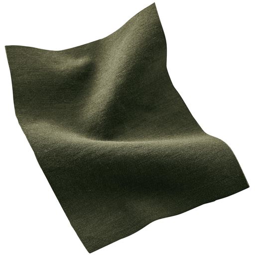 肌にまとわりつきにくいさらっとした薄手生地。