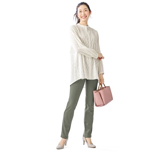 グレージュ<br>コーディネート例