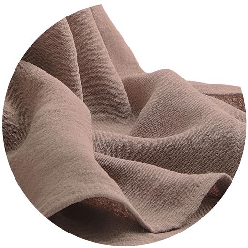 肌離れの良いサラッとしたワッシャー感、とろみと落ち感のある素材。接触冷感でひんやり涼しいフローズン体感を!