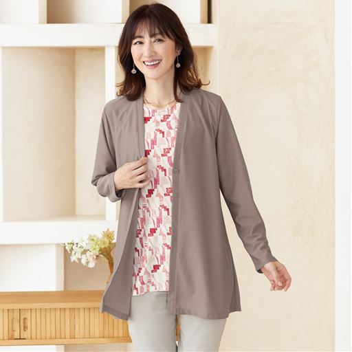 レッド系 コーディネート例