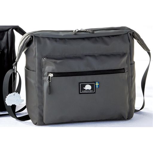 チャコールグレー