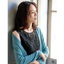 胸元レースタンクトップ