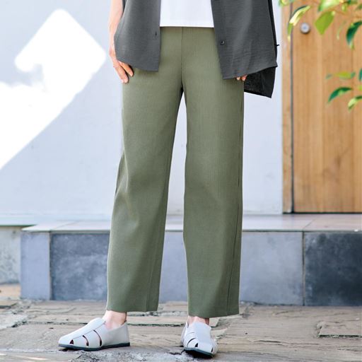 アンクル丈リブパンツ