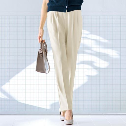 センタープレスタックストレートパンツ(3Dパターン)