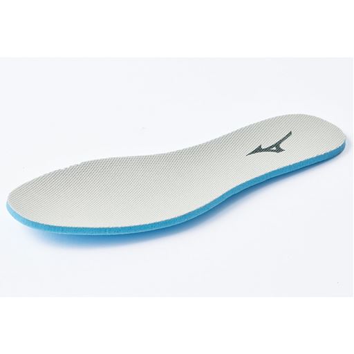 PU素材のミズノプレミアムインソールで柔らかなはき心地