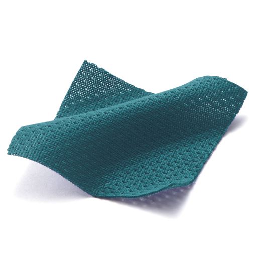 汗をかいても乾きやすい吸汗速乾のメッシュ素材。