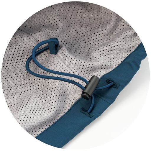 ドロストコードを絞って、好みのシルエットに。