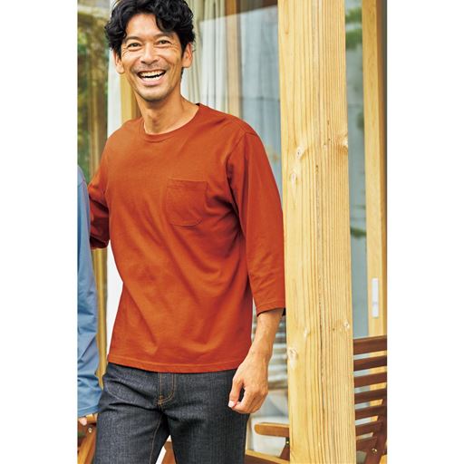 ディープオレンジ コーディネート例