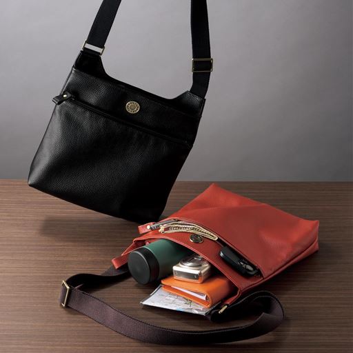 (左から)ブラック、ブラウン