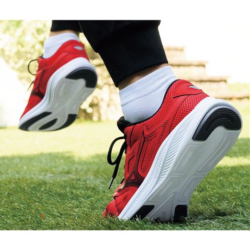 レッド系 コーディネート例