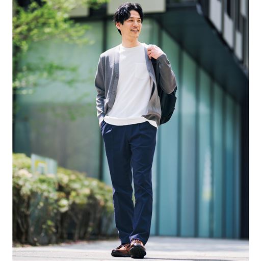 ストレッチ・レギュラーフィットツータックチノ