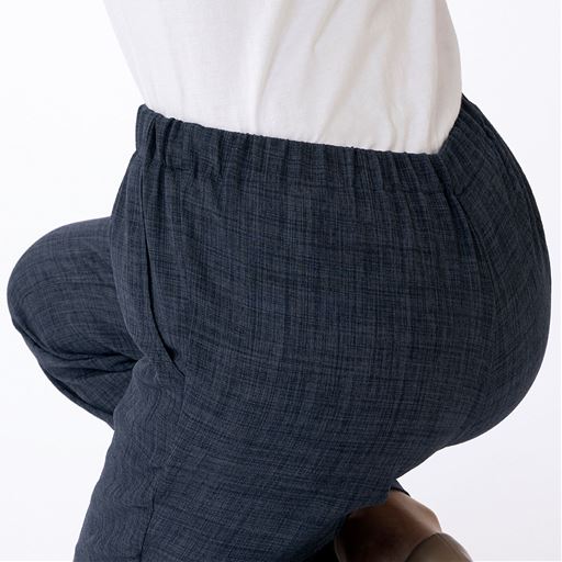 股上深めで安心