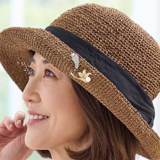 B(フェザー)+D(ブランチ) <br>帽子に重ね付けして