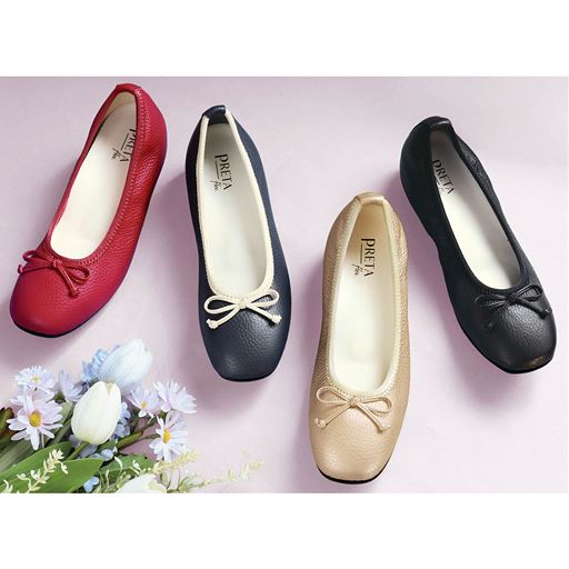 (左から)レッド、ネイビー系、シャンパンゴールド、ブラック