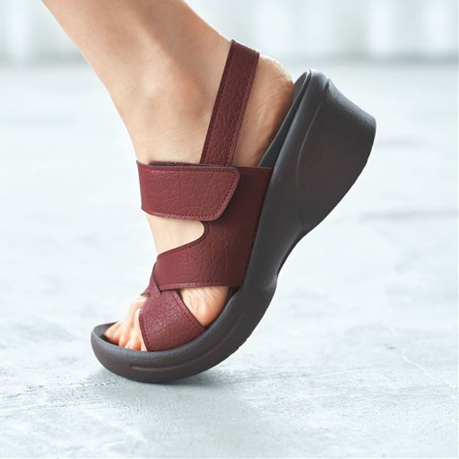 自然にかかとが上がる