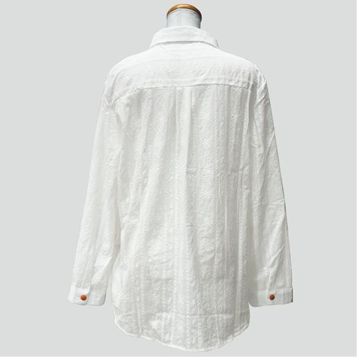 オフホワイト バックスタイル