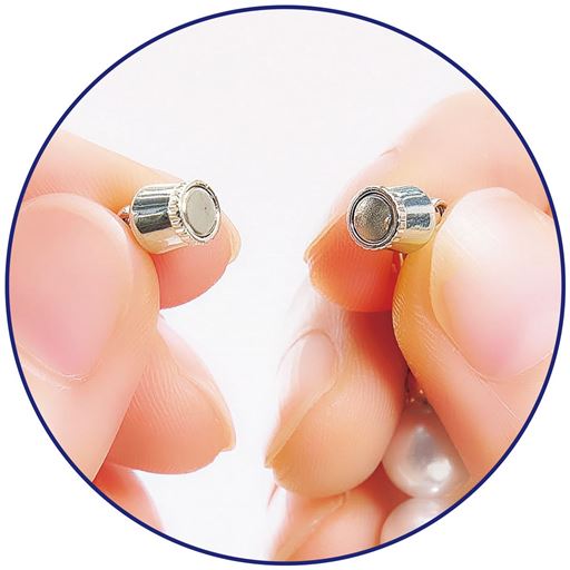 マグネットで装着簡単