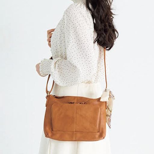 キャメル <br>ななめ掛けに