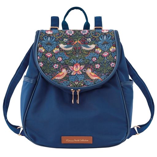 コンパクトながら、収納力◎