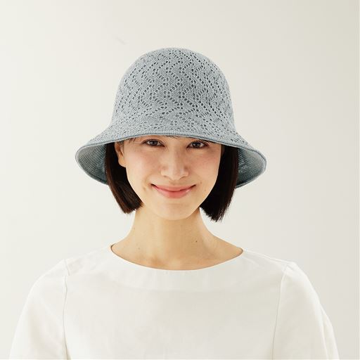 深くかぶれて小顔効果も!<br>【本品着用時】