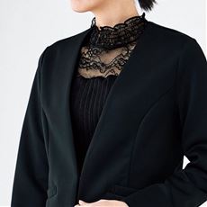 カップ付きハイネックレーストップス