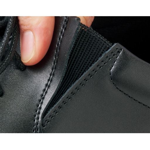 両サイドゴム 履き口に伸縮素材使用で着脱スムーズ