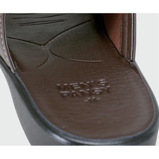 やわらかインソール クッション性に優れたインソールが足裏をサポート。