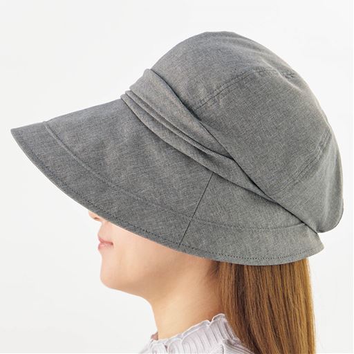 髪型がくずれにくいふんわり設計。