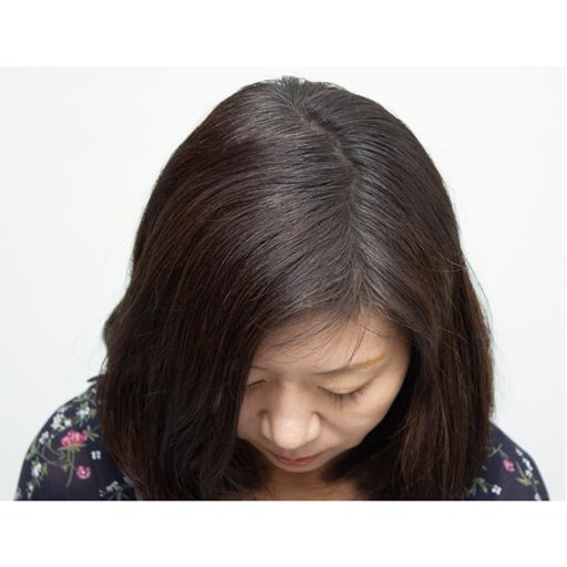 ポンポンとたたくだけで気になる箇所をカバー<br>※メーキャップ効果による。仕上がりには個人差があります。※効果を保証するものではありません。