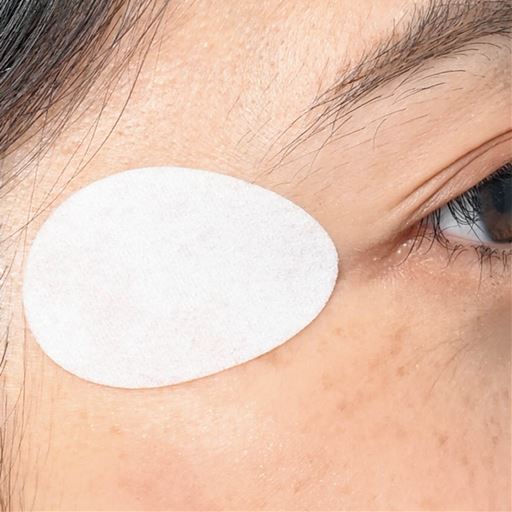 気になる目もとの保湿ケアにも