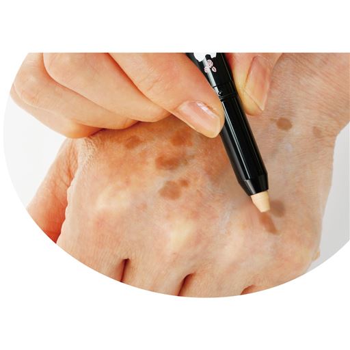 気になる手のシミに <br>※使用イメージ