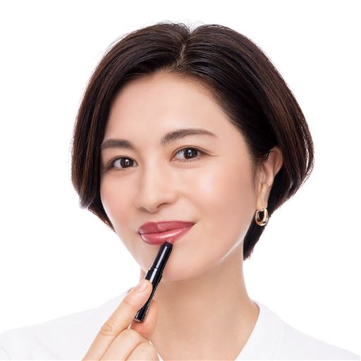 ピタッと密着、色つや続く!<br>※ローズピンク使用