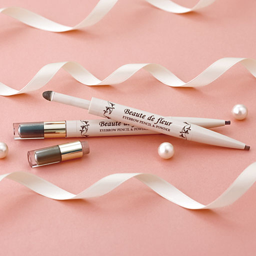 パウダーとペンシルが1つに!ふんわり自然な美人眉