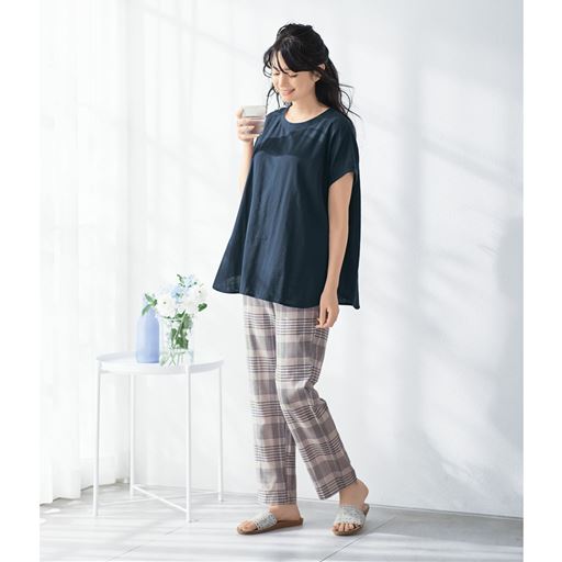 チェック(ベージュ×ネイビー)着用例<br>※トップス:NH-1195