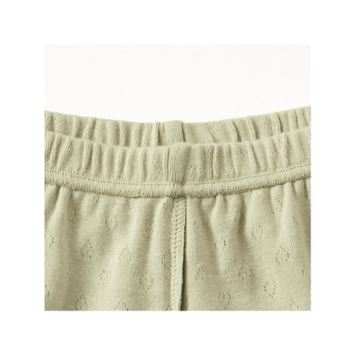 ゴムを身生地でくるんだ仕様で、肌にゴムが当たらない