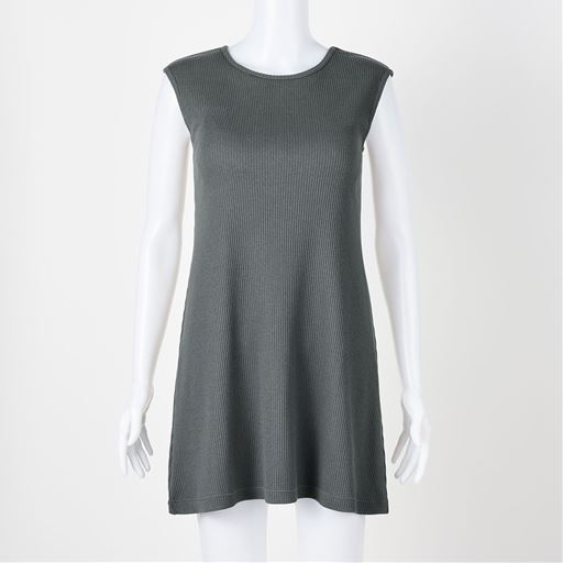 チャコールグレー