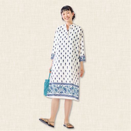 オフホワイト系 1枚でワンピースとしても着られる! ※薄手素材の為、インにはキャミソールやペチコートなどを着用ください。コーディネート例