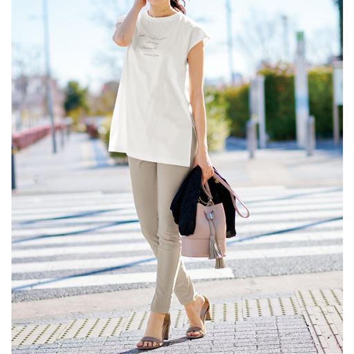 グレージュ コーディネート例