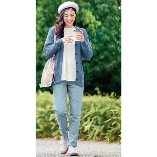 ブルーグレー コーディネート例