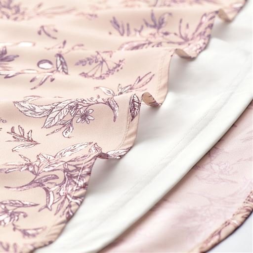 透けを気にせず1枚で着られる接触冷感裏地付き